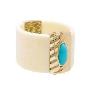 NWT House of Harlow Ivory Hinge Bracelet